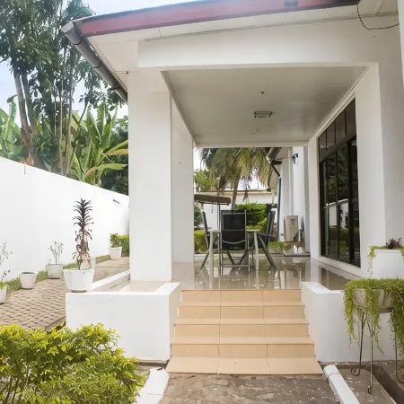 Sara's Place