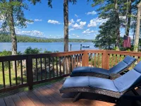 Lake Winni Waterfront Whortleberry Island Cottage, Private Beach, BOAT Required - 4 tähden