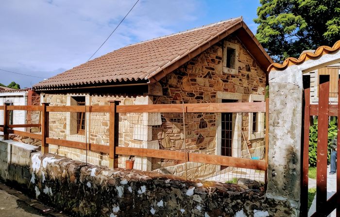 House in Mar de Fóra (Fisterra)