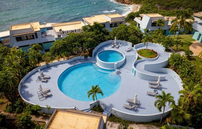 Ocean View, Spacious Condo next to Pool