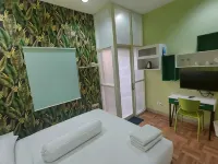 Rumah Familiku 1 Syariah Hotel di Kecamatan Wonocolo