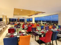 Swiss-Belhotel Waterfront Makassar Hotel di Kota Makassar