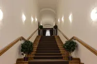 Stariy Gorod Hotel - 3-Star