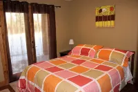 Riverfront Property! Hot Tub! Bring the Dogs!! - Balcony