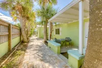 Beautiful downtown Melbourne Beach renovated apartment one block from the beach! - 3 tähden