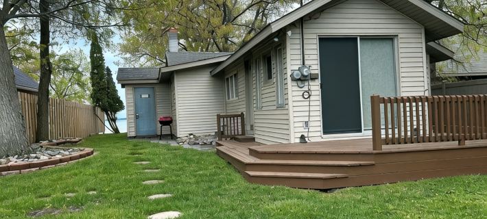 Contactless Check In -- Sand Point Private Lake/Beachfront Cottage Hotels in Huron County
