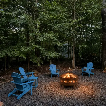 Cozy Family Getaway - Pet Friendly, Fire Pit, BBQ
