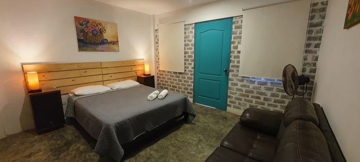 The Upcycled Hostel Hotels in Ica