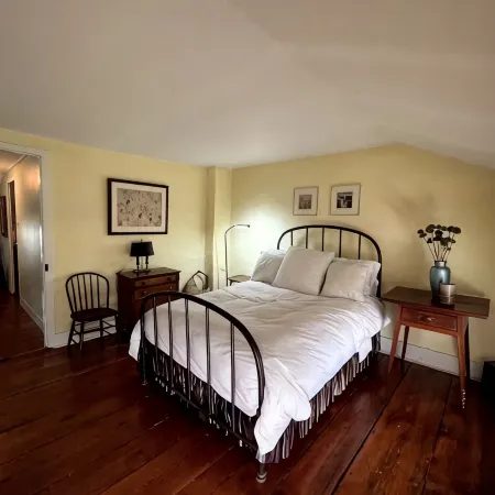 Charming Lambertville Home! Отели в г. Хантердон
