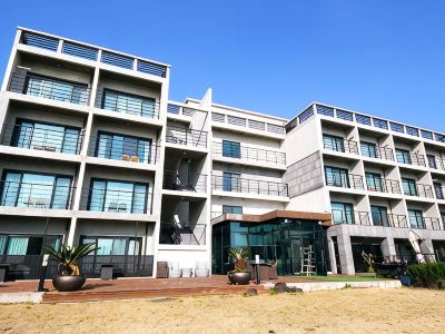 Dombe Resort
