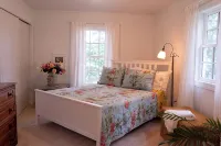 Harbor Hill Inn Cottage - Piano Suite - Wifi