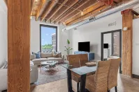 Archview Riverfront Loft – Walk to Stadium, Conventions & Casino - Gated Parking - Condos