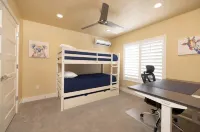 St. George 5 bdrm Adventure Retreat, national parks, sports, golf, tesla charger - Boutique