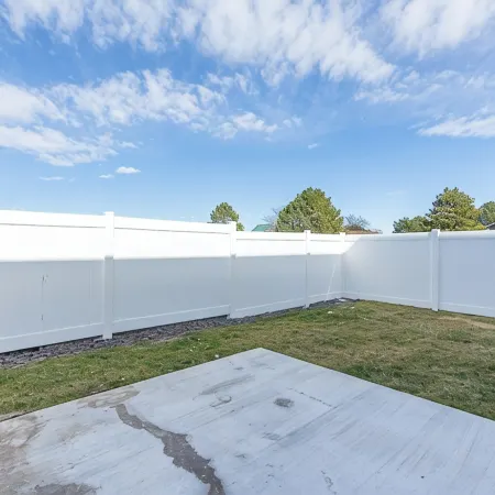 Spacious kitchen suitable for large groups, close to shopping, parks & wineries.