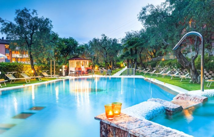 Hotel Continental - TonelliHotels