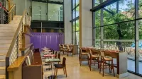 Aloft Asuncion - breakfast