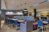 Home2 Suites by Hilton West Edmonton - breakfast
