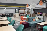 路易斯維爾東希爾頓Tru飯店 - 早餐