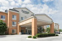 Fairfield Inn & Suites Milwaukee Airport - Parkplatz