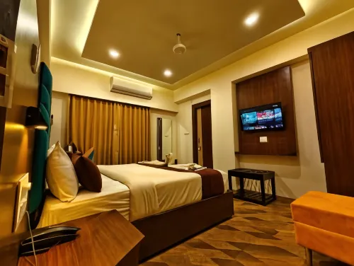 Hotel Meritel Grande, Vijay Nagar, Indore - ห้องครัว