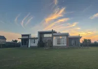 Skynest Farm Stay - 2-Star