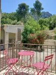 Charming house at the foot of the Luberon (rated 4 stars)