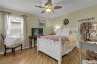 Well appointed home welcomes you PLEASE NOTE: We are outside of The Villages - 3-Star
