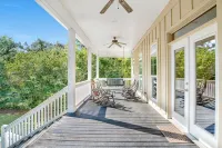 NEW LISTING! Bayfront, Spacious 6-bedroom house in delightful Fairhope - 4-Star