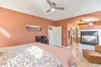 Vegas Hacienda 5B - Free Heated Pool+Spa, 15 Min to Strip - Villas