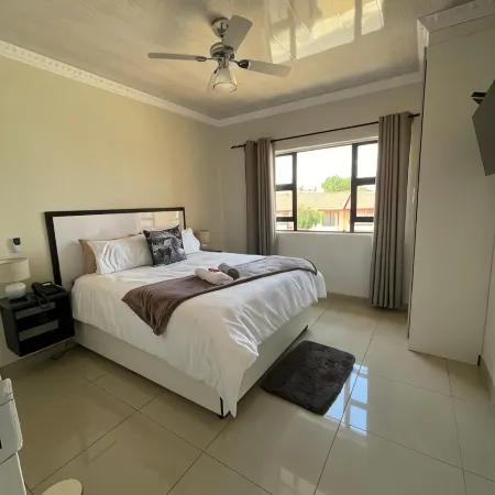 Mohlakeng Guest House