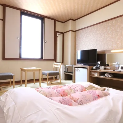 Sasayama Holonpia Hotel Hotels near Senpuku-ji Temple