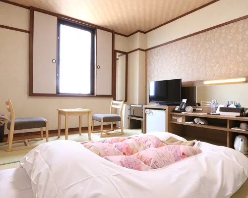 Sasayama Holonpia Hotel Hotels near Sasaba Shrine