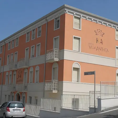 Hotel Villa Anthea Hotels in Garda Town