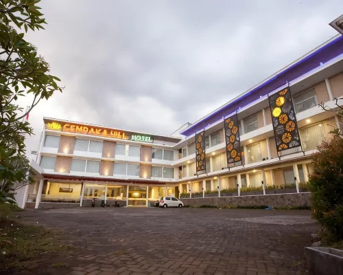 Neo Cempaka Hill Hotel Hotels in Patrang