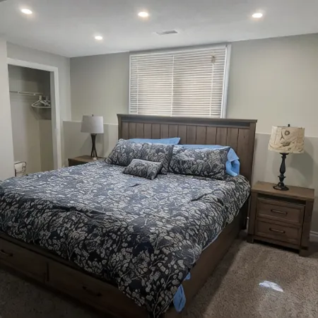 Doctor's Lounge - An Executive Home in Niagara