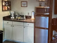 Sailor's Choice - NON SMOKING Apartment in Downtown Cedar Key with Gulf Views! 세다르키 호텔