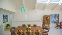 MODERN SILVER STRAND BEACH HOUSE STEP2SAND SLEEPS 10 - 4 étoiles