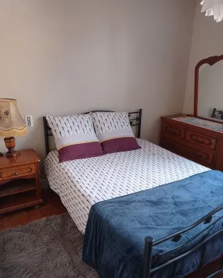 Maison Dans une Villa Charmant - 2-Star