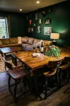 Luxe Townhouse in the Pines, Modern Mountain Charm - 4-Star