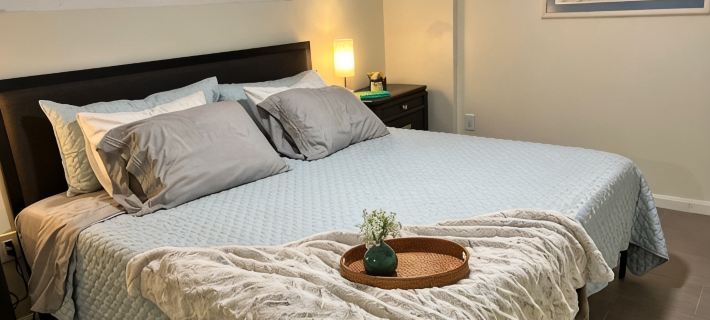 Oceanfront Sunrise Escape + Backup Power & 3 Pools Hotels in Southside