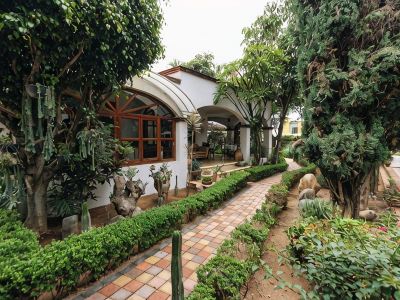 Oaxaca Bungalow in Resort/Compound Setting/"La Escuelita"/Bule Villas
