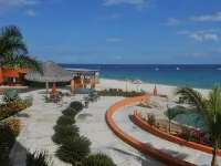 Villa De Cortez Condo!  Beachfront, Sunrises, Fishing and Pickleball await! - WiFi