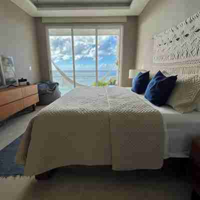 Seabreeze Deck12 Luxury Oceanfront Fully Equipped Rooms