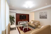 Spacious Garden View Condo - 3성급