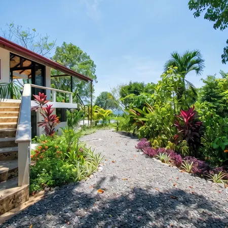 3 Bedroom Villa in Matapalo with Amazing Ocean View Jungle Views and Pool!