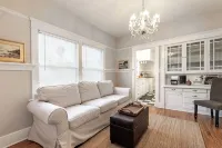 Charming apartment with WiFi and AC, two blocks to the beach - Condos
