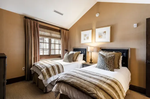 Luxury Ski-In, Ski-Out Arrowleaf Penthouse  With Panoramic Views - Jacuzzi