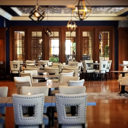 The Boulevard Inn & Bistro