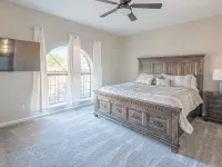 NEW! Hidden mini movie theater, Game room, Putt putt, Pool, & MORE Hotels near Mystery Castle