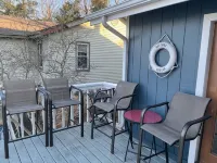 Charming! Cozy Lakefront Home with Fantastic Views, Close to Bagnell DAM - Wifi